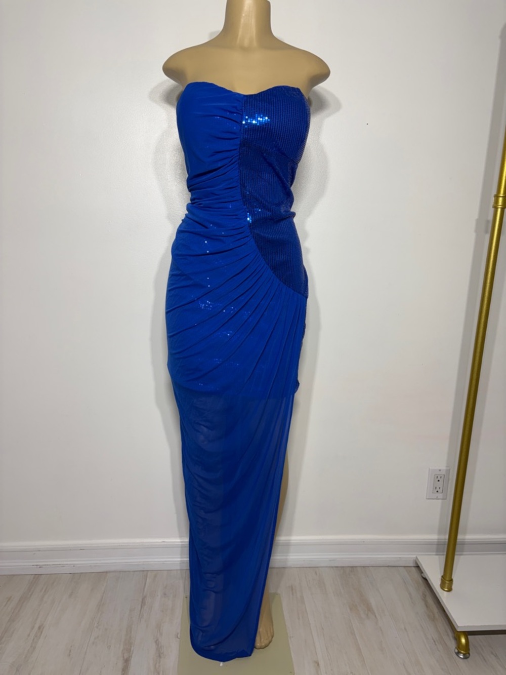 Strapless Royal Blue Sequin Evening Gown 1x